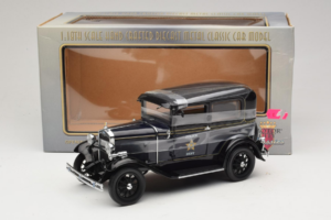 Ford Model A Tudor Police Car Motor City 1:18 43008 Kov – obrázok 6 z 6