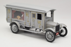 Ford Model T Zdobený Rezaný Pohrebný Voz Precision Miniatures 1:18 PMSC-07G Kov – obrázok 6 z 8