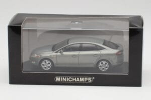 Ford Mondeo Mk3 Sedan Šedý Metallic Minichamps 1:43 IND403086003 Kov – obrázok 4 z 4