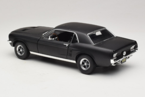 Ford Mustang Creed Movie GreenLight 1:18 13611 Kov – obrázok 7 z 8