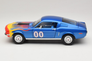 Ford Mustang Cooter's Car Dukes of Hazzard Tomy 1:18 21957P Kov – obrázok 3 z 6