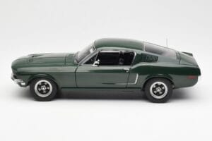 Ford Mustang GT Bullitt Zelený AUTOart 1:18 72812 Kov – obrázok 4 z 8