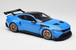 Ford Mustang GTD Antimatter Blue Metallic GT Spirit 1:18 GT473 Živica – obrázok 4 z 6
