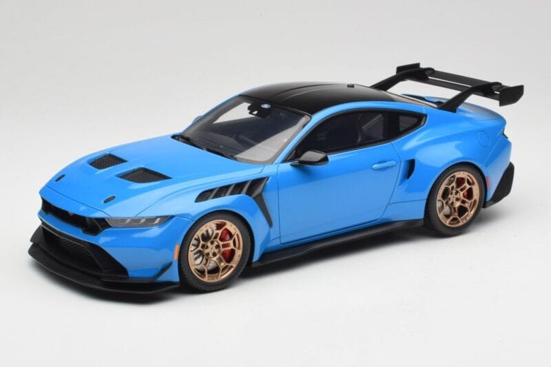 Ford Mustang GTD Antimatter Blue Metallic GT Spirit 1:18 GT473 Živica