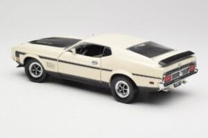Ford Mustang Mach 1 Biely Sun Star 1:18 3602 Kov – obrázok 7 z 8