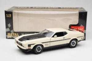 Ford Mustang Mach 1 Biely Sun Star 1:18 3602 Kov – obrázok 8 z 8
