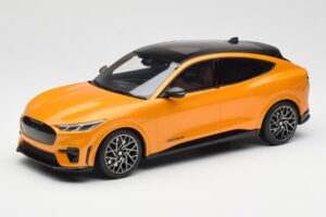 Ford Mustang Mach-E GT Performance Cyber Oranžový Otto 1:18 OT983 Živica
