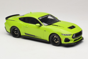 Ford Mustang RTR Spec 3 Žltý GT Spirit 1:18 GT565 Živica – obrázok 4 z 6