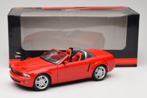 Ford Mustang S197 GT Kabriolet Červený Beanstalk Group 1:18 FOR10016R Kov – obrázok 8 z 8