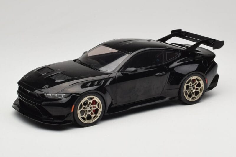 Ford Mustang S650 GTD Čierny IXO 1:18 MCG18578 Kov