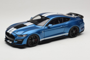 Ford Mustang Shelby GT500 S550 Atlas Blue Metallic IXO 1:18 18RDC244-FO Kov