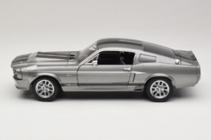 Ford Mustang Shelby GT500 Eleanor Shelby Collectibles 1:18 9081 Kov – obrázok 4 z 8
