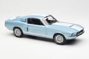 Ford Mustang Shelby GT500 Svetlomodrý Metalický S Bielymi Pruhmi AUTOart 1:18 72907 Kov – obrázok 6 z 8