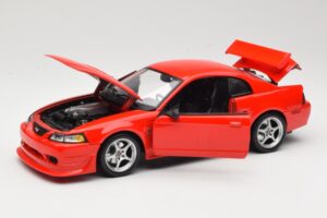 Ford Mustang SVT Cobra R SN95 Červený Maisto 1:18 531872 Kov – obrázok 2 z 8