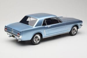 Ford Mustang V8 Hardtop Pony GT Silver Blue GT Spirit 1:12 G089 Živica – obrázok 2 z 6