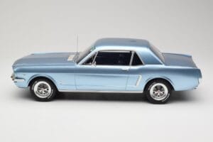 Ford Mustang V8 Hardtop Pony GT Silver Blue GT Spirit 1:12 G089 Živica – obrázok 3 z 6