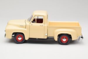 Ford Pickup Colonial Biely Road Legends 1:18 92148 Kov – obrázok 4 z 8