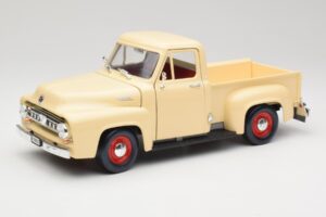 Ford Pickup Colonial Biely Road Legends 1:18 92148 Kov