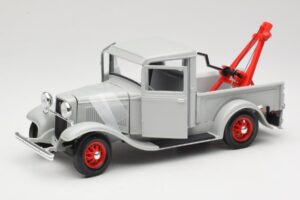Ford Pick-Up Wrecker Šedý Road Signature 1:18 92257 Kov – obrázok 2 z 8