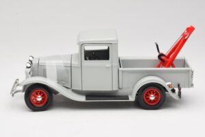 Ford Pick-Up Wrecker Šedý Road Signature 1:18 92257 Kov – obrázok 4 z 8