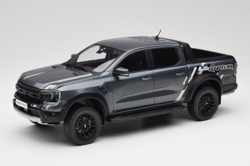 Ford Ranger Raptor Šedá Metalická MCG 1:18 MCG18457 Kov