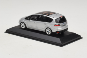 Ford S-Max Strieborný Minichamps 1:43 SMAX001 Kov – obrázok 3 z 5