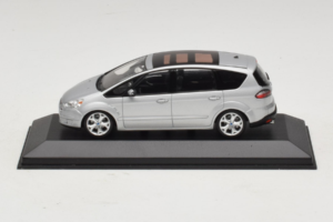 Ford S-Max Strieborný Minichamps 1:43 SMAX001 Kov