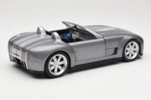 Shelby Cobra Kabriolet Grey Metallic Hot Wheels 1:18 G7220 Kov – obrázok 3 z 8