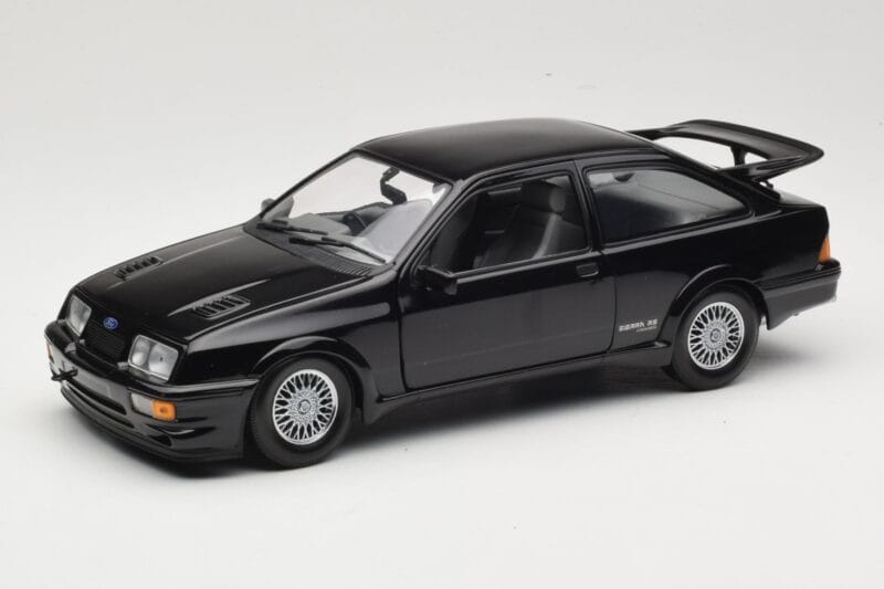 Ford Sierra RS Cosworth Mk2 RDH Čierny Minichamps 1:18 150084071 Kov