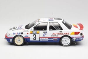 Ford Sierra RS Cosworth 4x4 #3 M. Biasion / T. Siviero Rally Monte Carlo 1992 MCG 1:18 MCG18355R Kov – obrázok 3 z 6