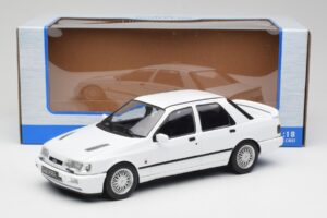 Ford Sierra RS Cosworth 4x4 Biely MCG 1:18 MCG18353 Kov – obrázok 6 z 6