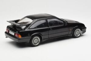 Ford Sierra RS Cosworth Čierny AUTOart 1:18 72861 Kov – obrázok 3 z 8