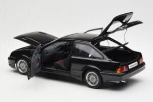 Ford Sierra RS Cosworth Čierny AUTOart 1:18 72861 Kov – obrázok 5 z 8