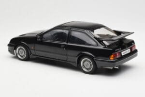 Ford Sierra RS Cosworth Čierny AUTOart 1:18 72861 Kov – obrázok 7 z 8
