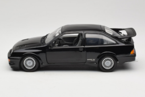 Ford Sierra RS Cosworth Čierny Minichamps 1:18 150084001 Kov – obrázok 4 z 8