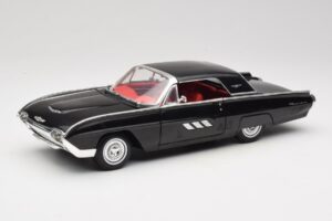 Ford Thunderbird Čierny Anson 1:18 30344 Kov