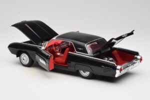 Ford Thunderbird Čierny Anson 1:18 30344 Kov – obrázok 5 z 8