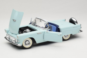 Ford Thunderbird Zelený Revell 1:18 8804-G1 Kov – obrázok 2 z 8
