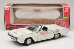 Ford Thunderbird Kabriolet Indy Pace Car Anson 1:18 30368 Kov – obrázok 6 z 6