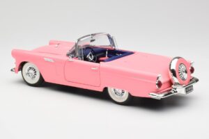 Ford Thunderbird Ružový Revell 1:18 8804 Kov – obrázok 7 z 8