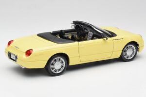 Ford Thunderbird Show Car Žltý Maisto 1:18 50335 Kov – obrázok 3 z 8