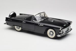Ford Thunderbird Kabriolet Čierny Revell 1:18 8818-M1 Kov – obrázok 6 z 8