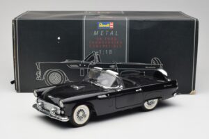 Ford Thunderbird Kabriolet Čierny Revell 1:18 8818-M1 Kov – obrázok 8 z 8