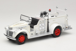 GMC Hasičské Auto Biely Road Signature 1:18 20068 Kov