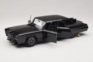 Chrysler Imperial Black Beauty Green Hornet TV Series AUTOart 1:18 71546 Kov – obrázok 2 z 8