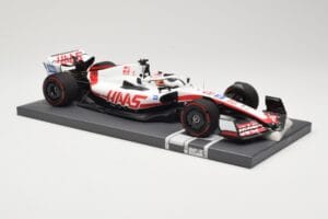 Haas VF-22 #20 K. Magnussen Bahrain GP 2022 Minichamps 1:18 117220120 Kov – obrázok 4 z 6