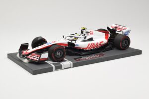 Haas VF-22 #47 M. Schumacher Bahrain GP 2022 Minichamps 1:18 117220147 Kov – obrázok 2 z 6