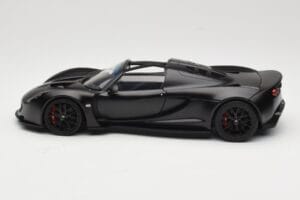 Hennessey Venom GT Carbon Black AUTOart 1:18 75401 Kov – obrázok 4 z 8