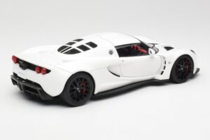 Hennessey Venom GT Biely AUTOart 1:18 75404 Kov – obrázok 3 z 8