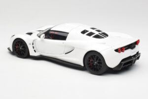 Hennessey Venom GT Biely AUTOart 1:18 75404 Kov – obrázok 7 z 8
